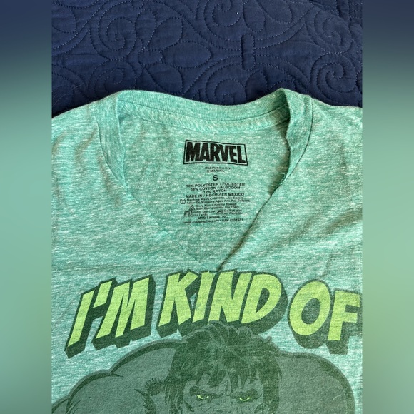Size small green Marvel Incredible the Hulk “I’m Kind of a Big Deal” Tshirt. - Picture 2 of 4